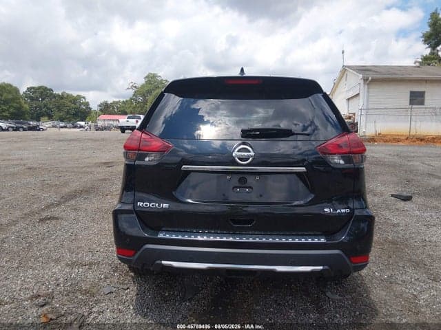 2019 NISSAN ROGUE SL 17