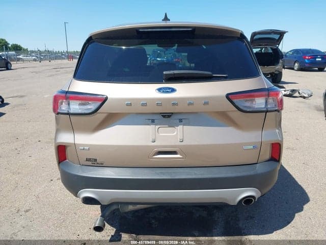 2020 FORD ESCAPE SE 17