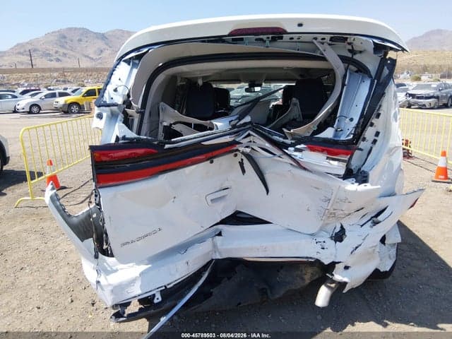 2022 CHRYSLER PACIFICA TOURING L 6