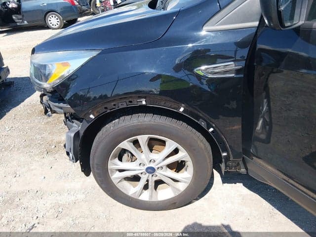 2017 FORD ESCAPE S 6