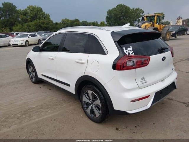 2017 KIA NIRO LX 3