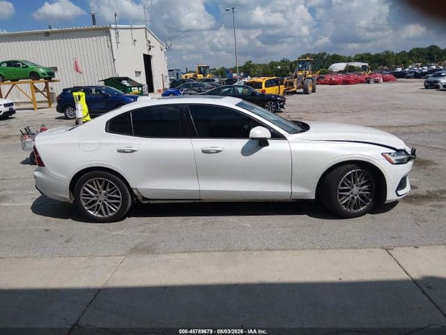2020 VOLVO S60 T5 MOMENTUM 13