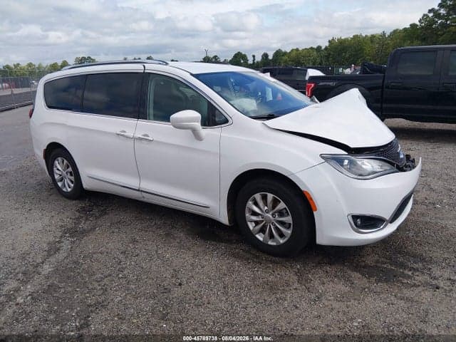 2019 CHRYSLER PACIFICA TOURING L 1