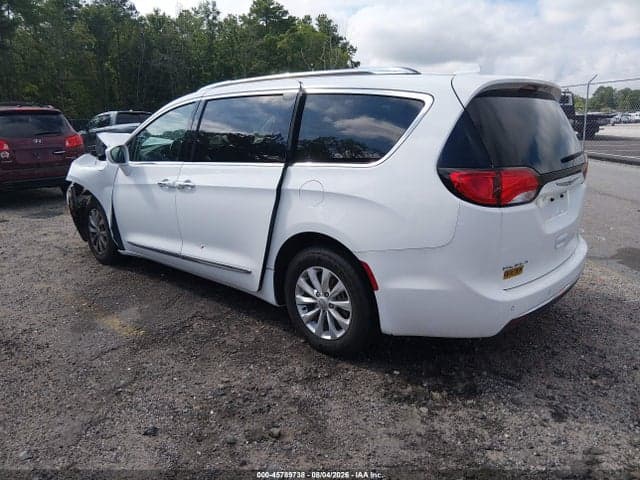 2019 CHRYSLER PACIFICA TOURING L 3