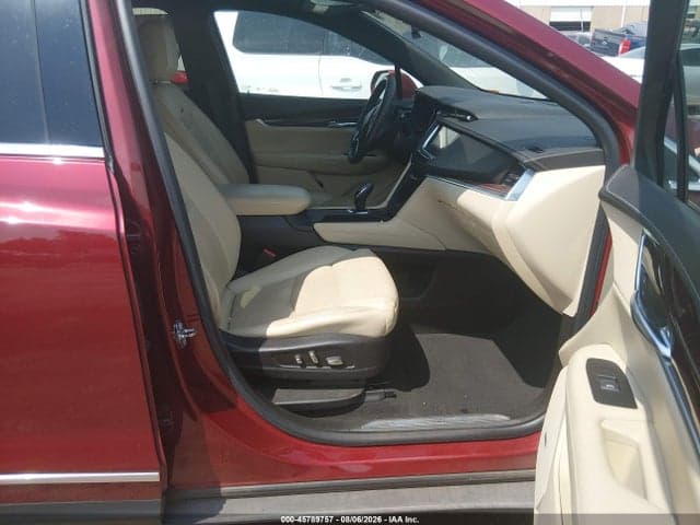 2017 CADILLAC XT5 LUXURY 5