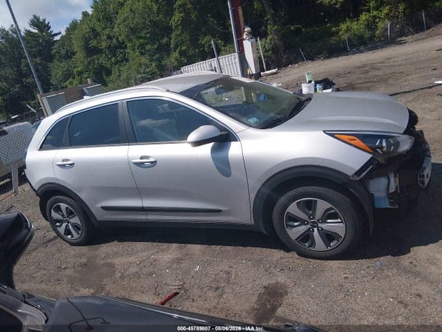2020 KIA NIRO LX 14