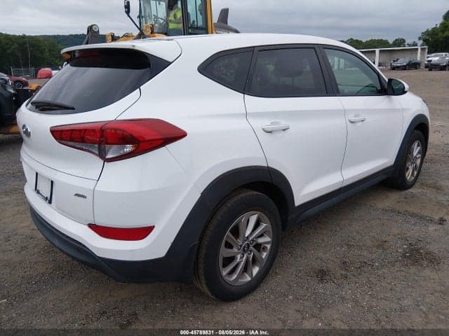 2018 HYUNDAI TUCSON SE 4