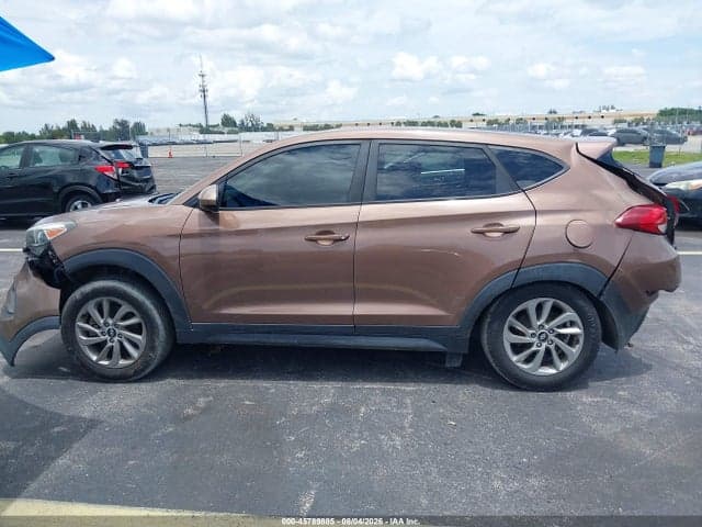 2017 HYUNDAI TUCSON SE 15