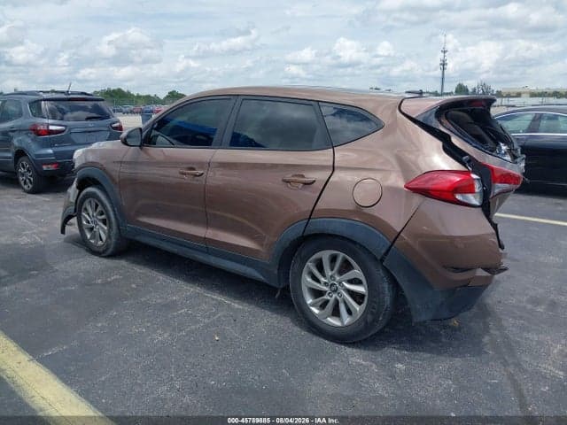 2017 HYUNDAI TUCSON SE 3