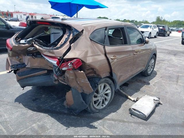 2017 HYUNDAI TUCSON SE 6