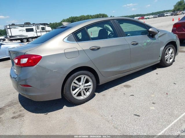 2017 CHEVROLET CRUZE LT AUTO 4