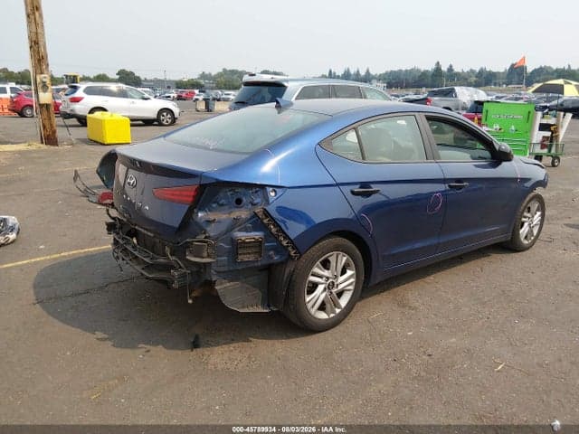 2020 HYUNDAI ELANTRA SEL 4