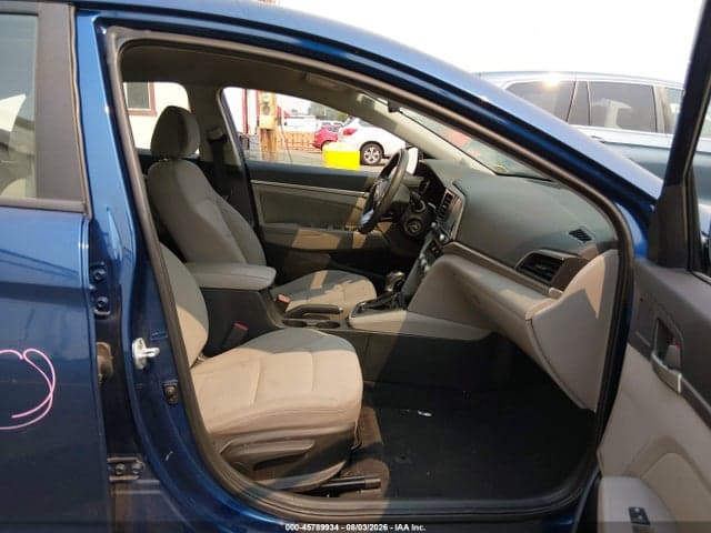 2020 HYUNDAI ELANTRA SEL 5