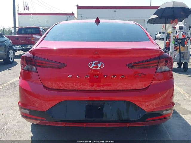 2020 HYUNDAI ELANTRA SEL 16