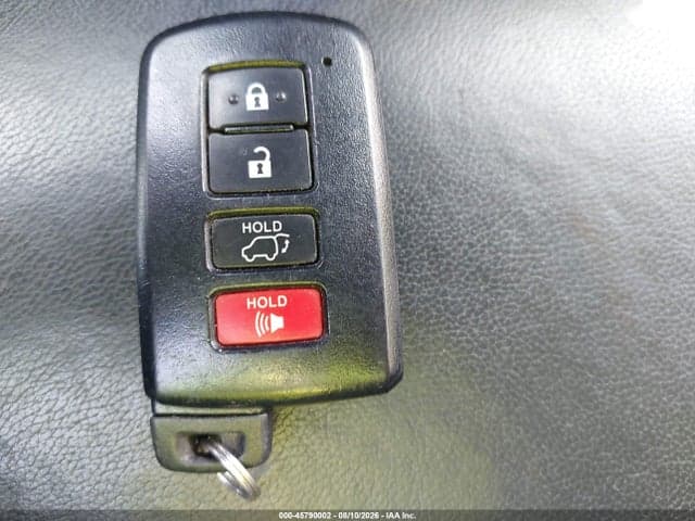 2018 TOYOTA HIGHLANDER XLE 11