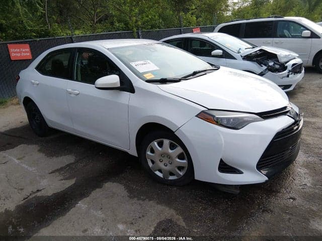 2017 TOYOTA COROLLA LE - 1