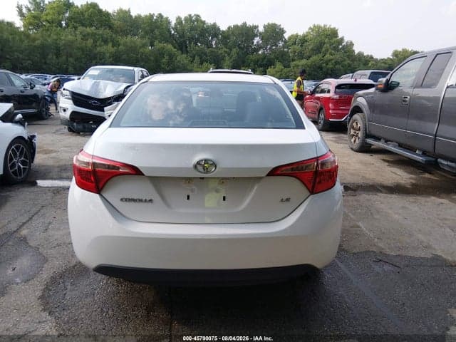 2017 TOYOTA COROLLA LE 17