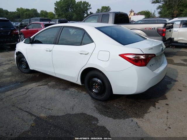 2017 TOYOTA COROLLA LE 3