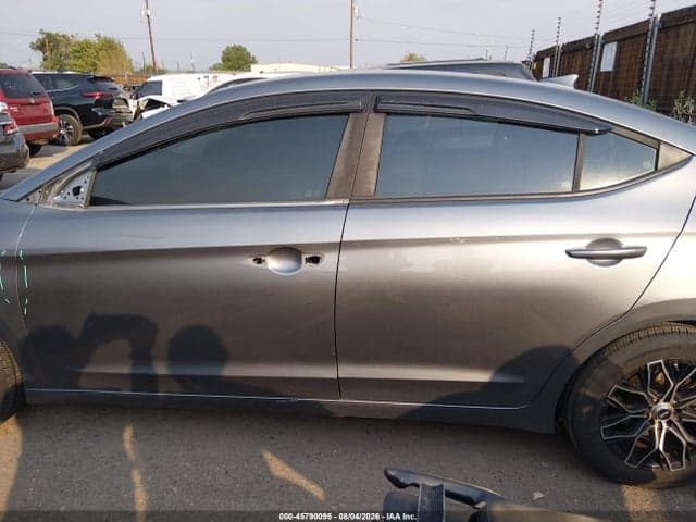 2018 HYUNDAI ELANTRA SEL 15