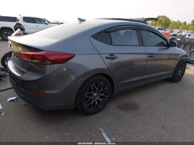 2018 HYUNDAI ELANTRA SEL 4