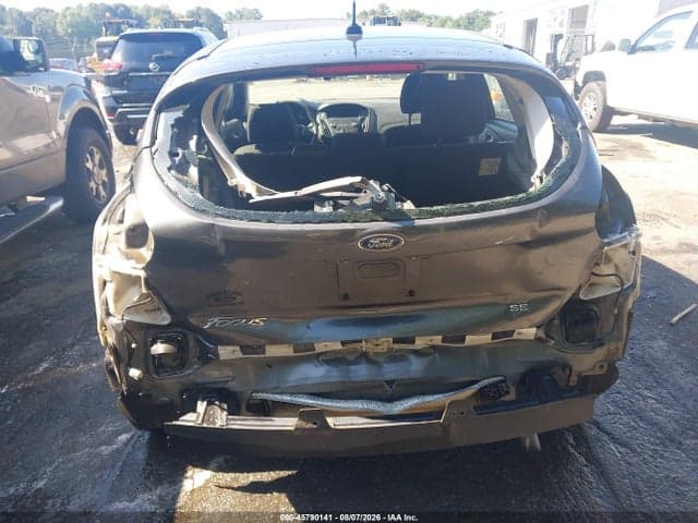 2018 FORD FOCUS SE 16