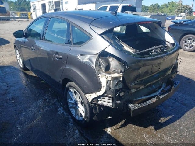 2018 FORD FOCUS SE 3