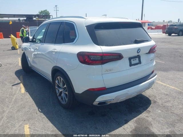 2023 BMW X5 PHEV XDRIVE45E 3
