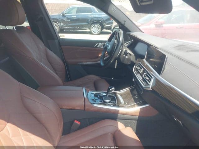 2023 BMW X5 PHEV XDRIVE45E 5