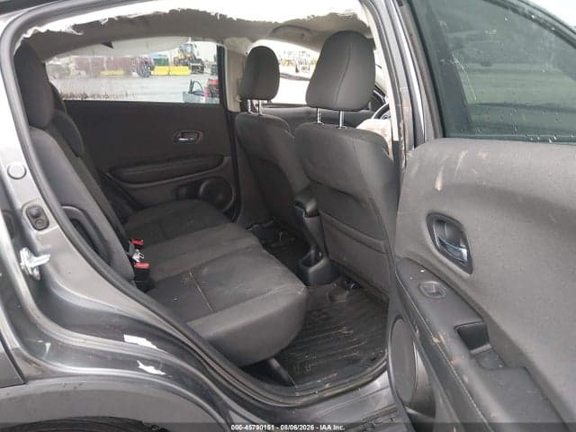 2021 HONDA HR-V 2WD LX 8
