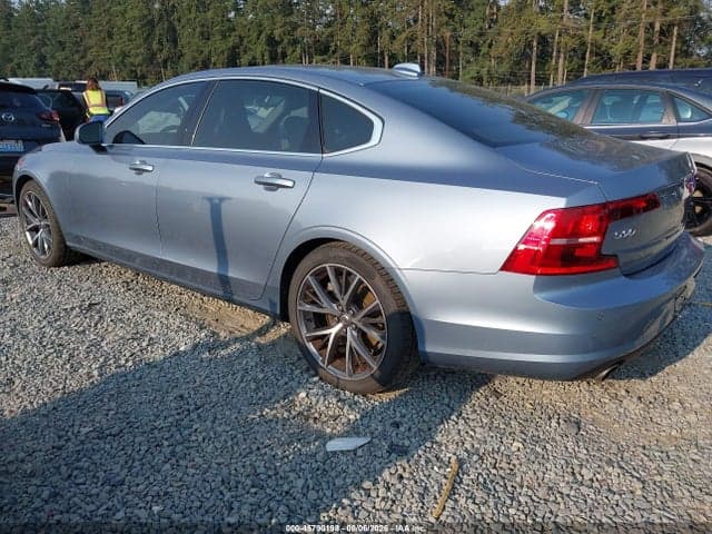 2018 VOLVO S90 T5 MOMENTUM 3