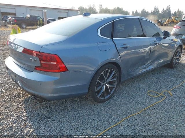 2018 VOLVO S90 T5 MOMENTUM 4