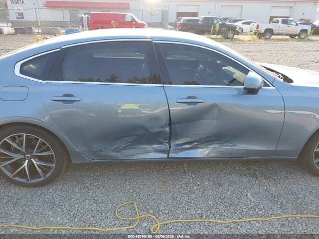 2018 VOLVO S90 T5 MOMENTUM 6