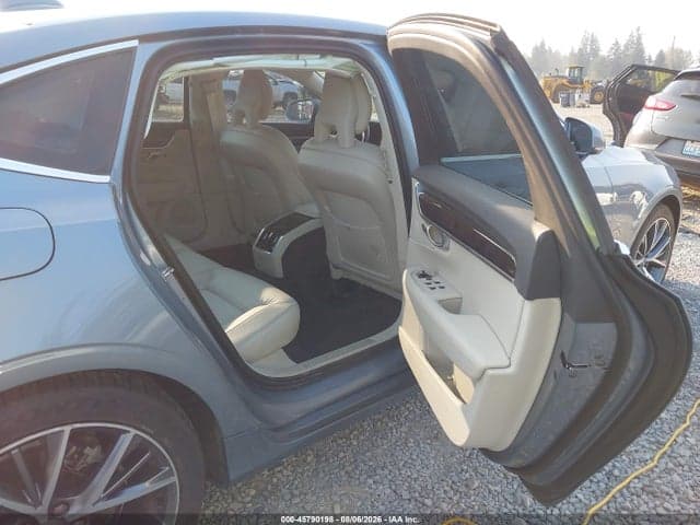2018 VOLVO S90 T5 MOMENTUM 8