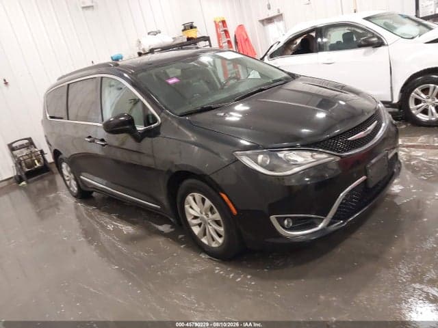 2017 CHRYSLER PACIFICA TOURING-L 1