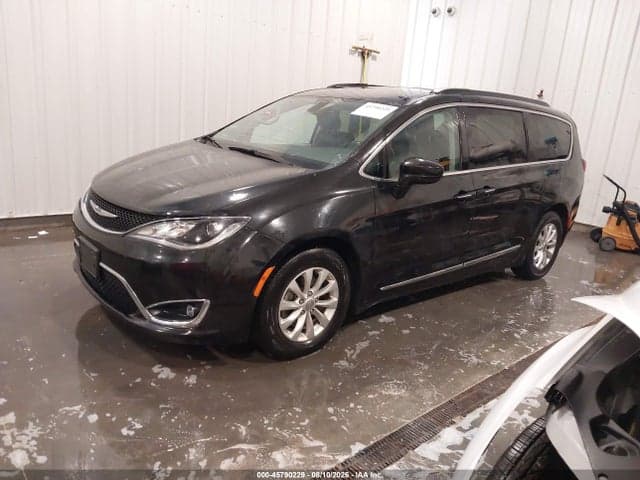 2017 CHRYSLER PACIFICA TOURING-L 2