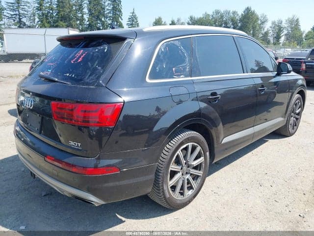 2017 AUDI Q7 3.0T PREMIUM 4