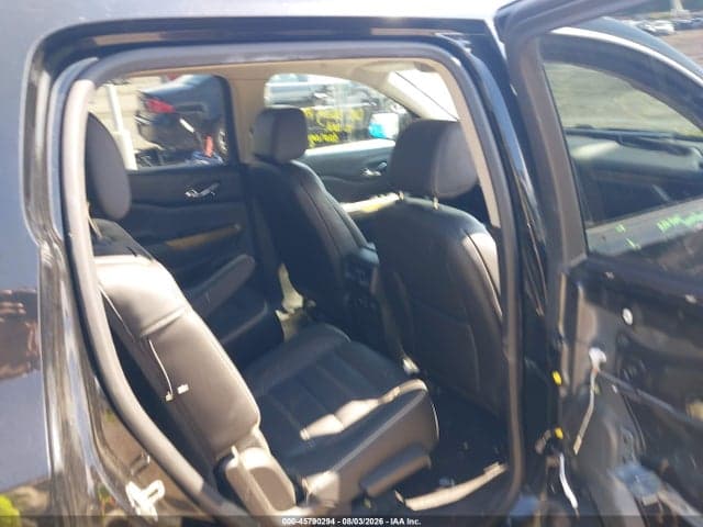 2017 GMC ACADIA DENALI 8