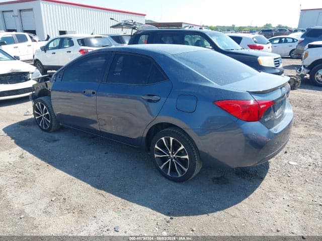 2017 TOYOTA COROLLA SE 3