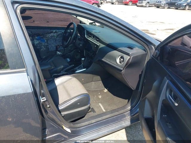 2017 TOYOTA COROLLA SE 5