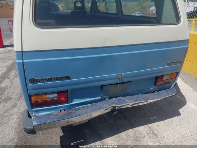 1984 VOLKSWAGEN VANAGON BUS 10