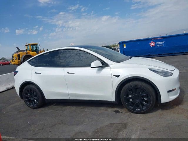 2020 TESLA MODEL Y LONG RANGE DUAL MOTOR ALL-WHEEL DRIVE 12