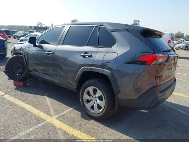 2022 TOYOTA RAV4 LE 3