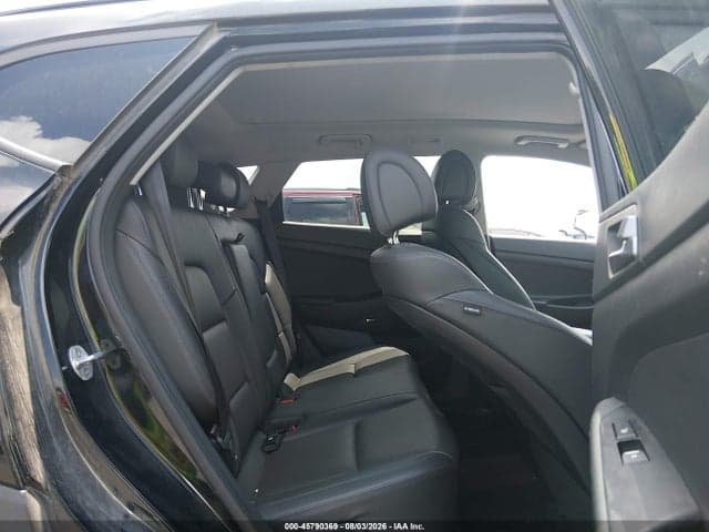 2017 HYUNDAI TUCSON LIMITED 8
