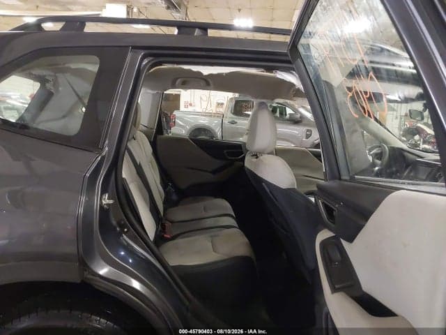 2023 SUBARU FORESTER 8