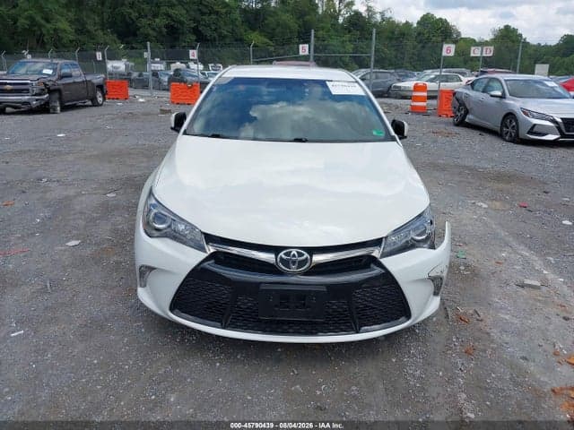 2017 TOYOTA CAMRY XSE 12