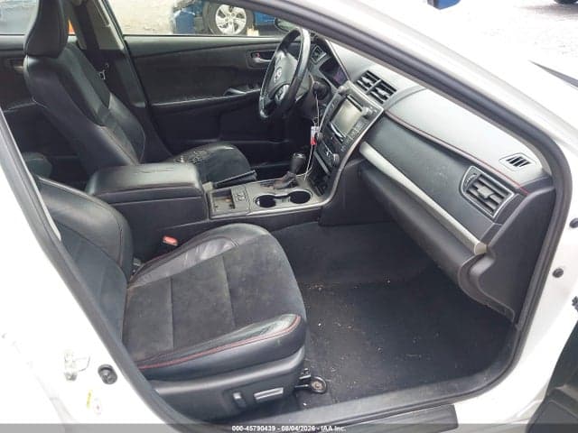 2017 TOYOTA CAMRY XSE 5