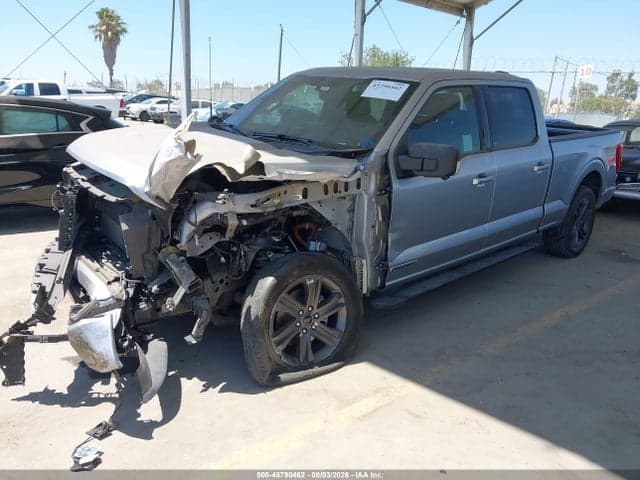 2023 FORD F-150 XLT 2