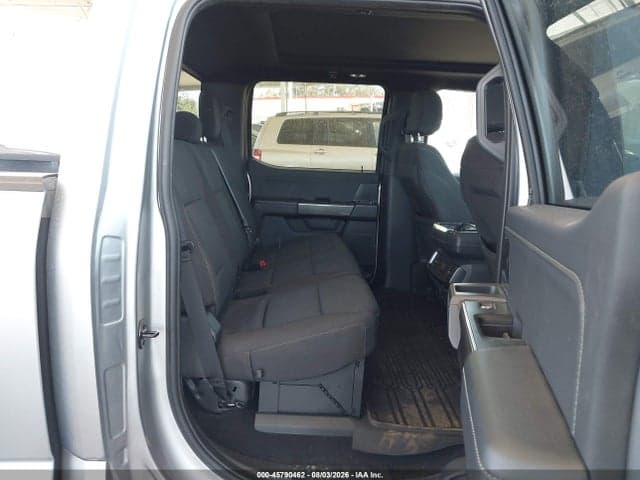 2023 FORD F-150 XLT 8
