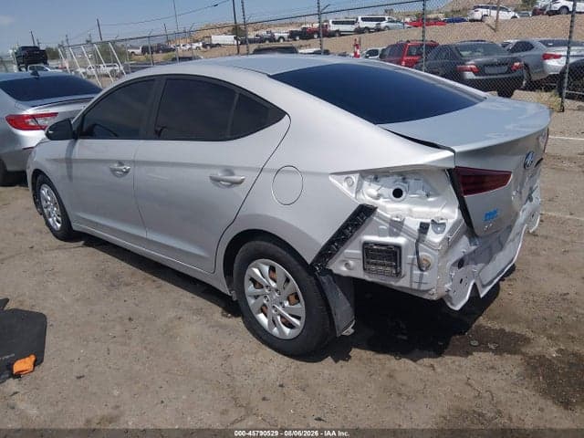2019 HYUNDAI ELANTRA SE 3