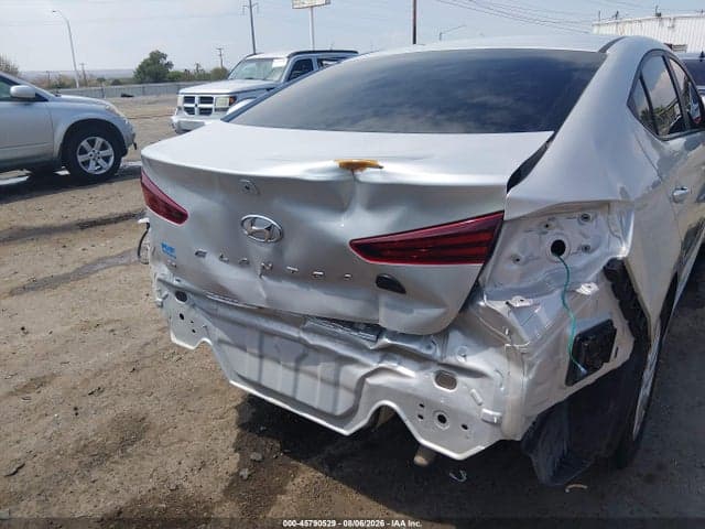 2019 HYUNDAI ELANTRA SE 6